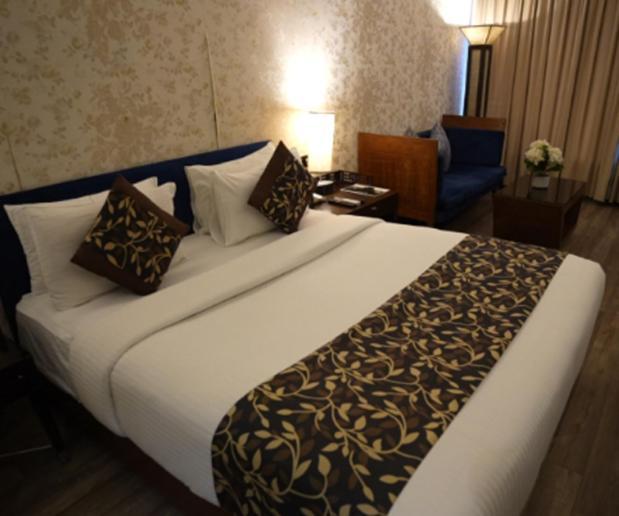 The Galgotias Hotel Gurugram Gurgaon Eksteriør billede